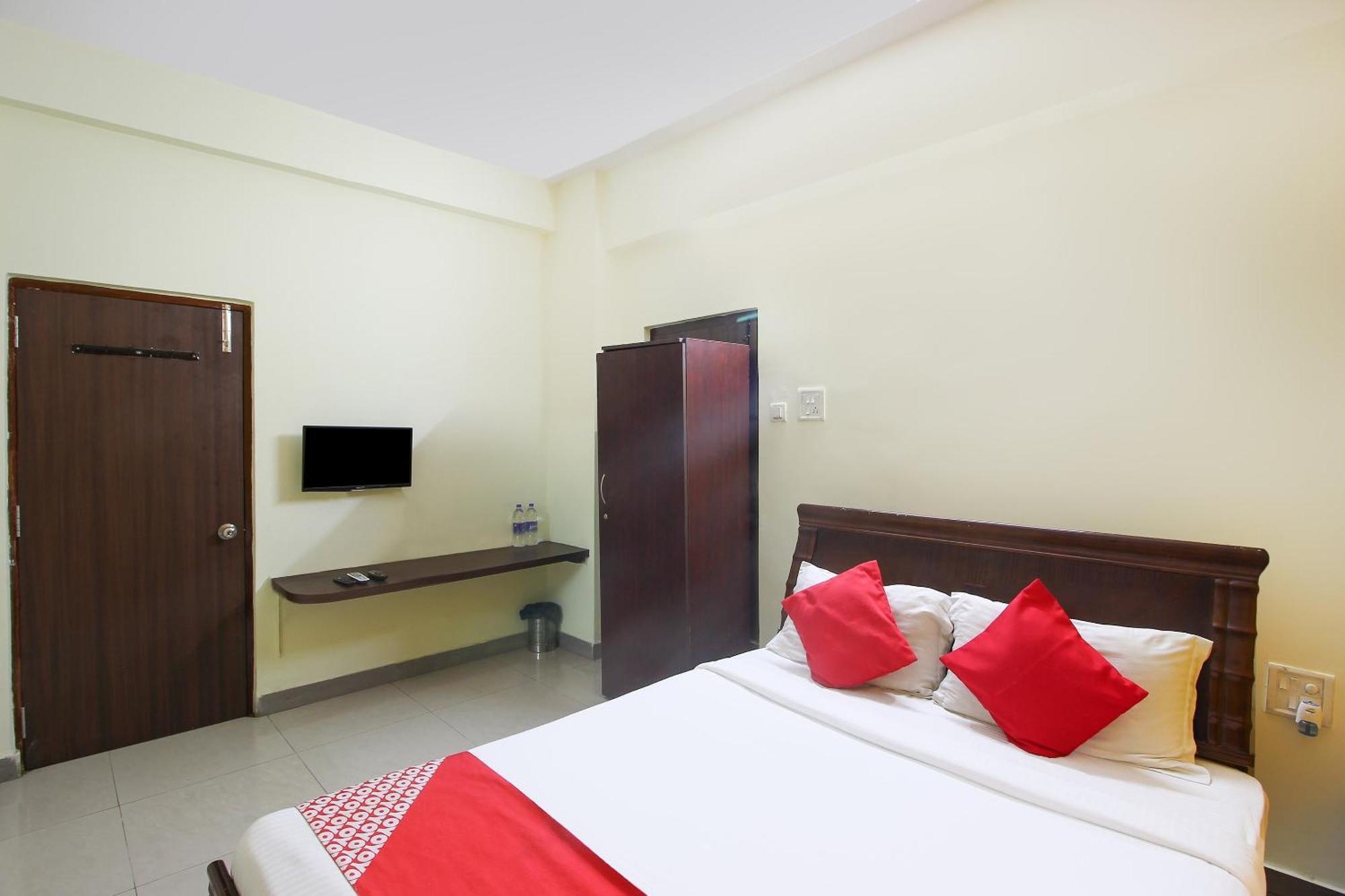 Super Collection O Begumpet Formerly Alpine Glow Sunrise Haïdarabad Extérieur photo
