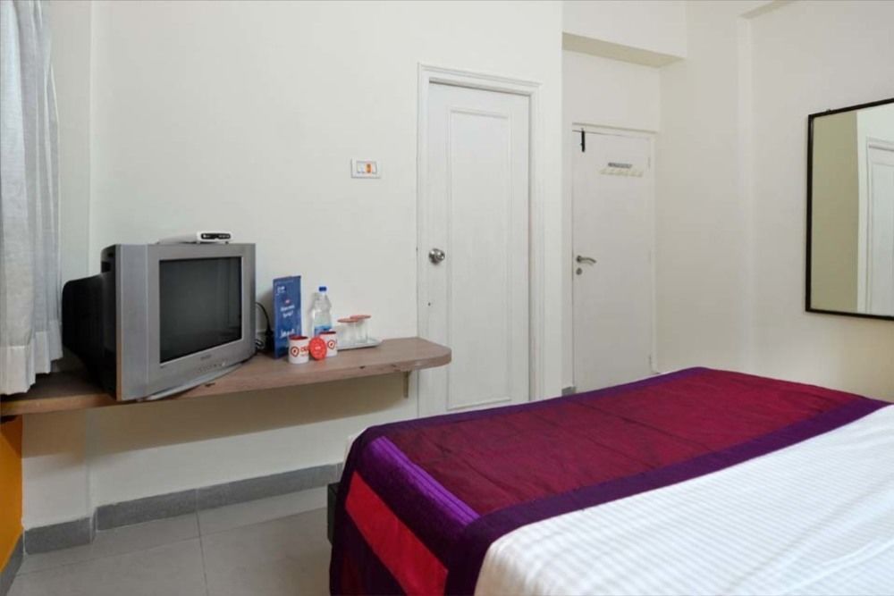 Super Collection O Begumpet Formerly Alpine Glow Sunrise Haïdarabad Extérieur photo
